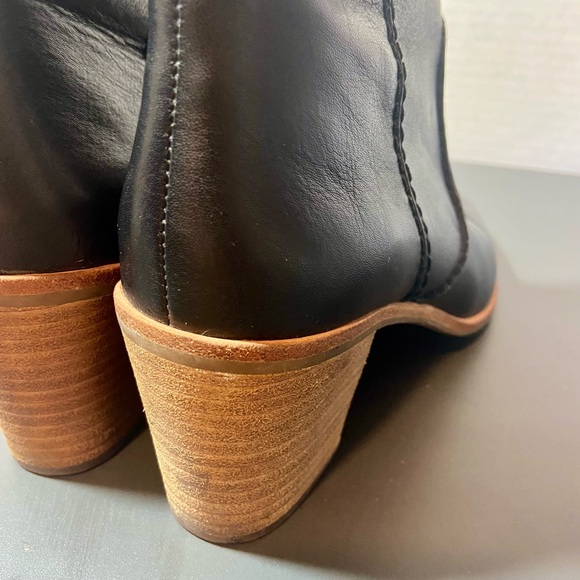 G.H. BASS & CO Sophia Leather Ankle Booties - Picture 7 of 11
